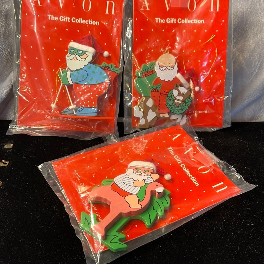 Avon Vtg “Coast to Coast Santa Ornaments” set of 3